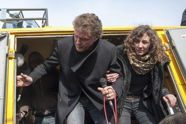 David Hasselhoff protestiert gegen Abbau der Berliner Mauer