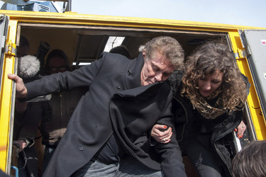 David Hasselhoff protestiert gegen Abbau der Berliner Mauer