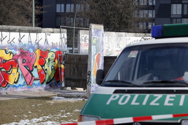 David Hasselhoff protestiert gegen Abbau der Berliner Mauer