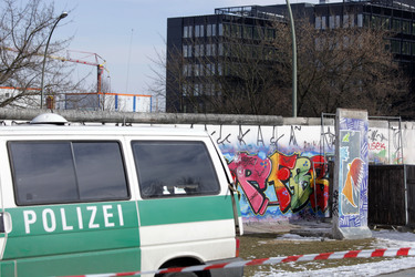David Hasselhoff protestiert gegen Abbau der Berliner Mauer