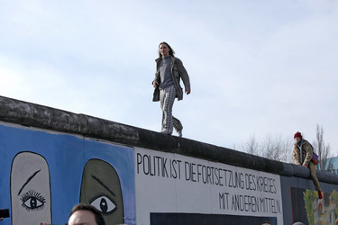David Hasselhoff protestiert gegen Abbau der Berliner Mauer