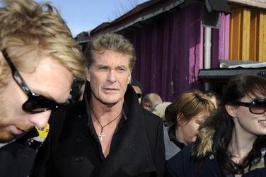 David Hasselhoff protestiert gegen Abbau der Berliner Mauer