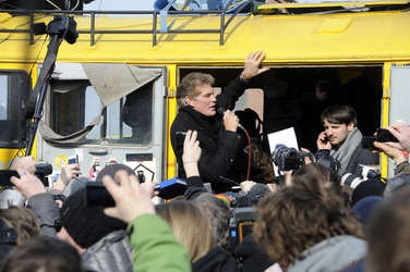 David Hasselhoff protestiert gegen Abbau der Berliner Mauer
