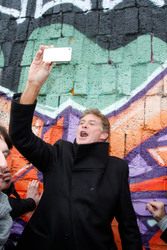 David Hasselhoff protestiert gegen Abbau der Berliner Mauer