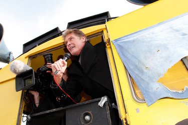 David Hasselhoff protestiert gegen Abbau der Berliner Mauer