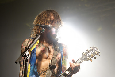 Justin Hawkins (The Darkness)