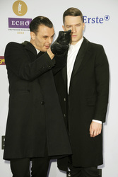 Theo Hutchcraft, Adam Anderson (Hurts)