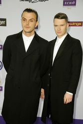 Theo Hutchcraft, Adam Anderson (Hurts)