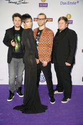 Frida Gold mit Sängerin Alina Süggeler