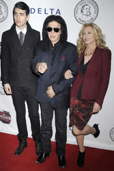 Nick Simmons, Gene Simmons, Shannon Tweed