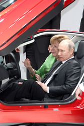 Messerundgang von Kanzlerin Merkel und Präsident Putin, Hannover