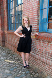 'Verbotene Liebe' 18. Geburtstag Photocall, Hamburg