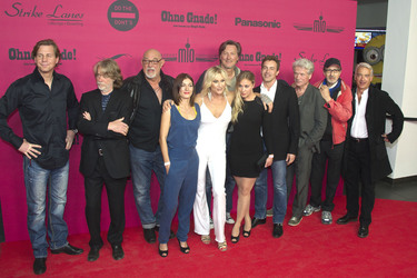 Thomas Heinze, Helge Schneider, Hans-Martin Stier, Sylta Fee Wegmann, Birgit Stein, Martin Armknecht, Sina Tkosch, Gedeon Burkhard, Jürgen Prochnow, Rolf Zacher, Christoph M. Ohrt