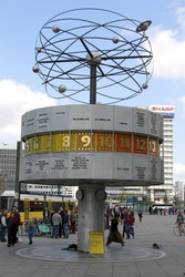 Urania-Weltzeituhr