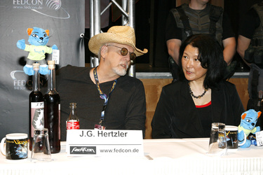 J.G. Hertzler, Patti Yasutake