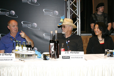 Robert O'Reilly, J.G. Hertzler, Patti Yasutake