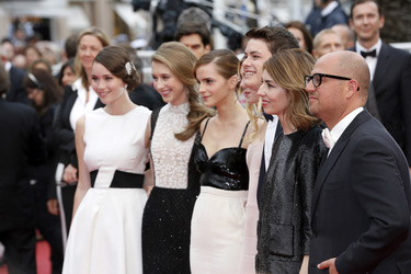 Katie Chang, Taissa Farmiga, Emma Watson, Claire Julien, Israel Broussard, Sofia Coppola