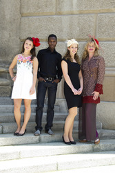Ladies Day und Oleander-Rennen in Hoppegarten Photocall, Berlin