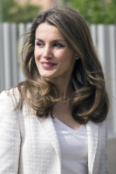Princess Letizia nescuht die Aprocor Stiftung, Madrid