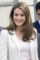 Princess Letizia nescuht die Aprocor Stiftung, Madrid