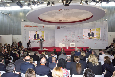 'Laureate Summit on Youth and Jobs' Podiumsdiskussion, Madrid