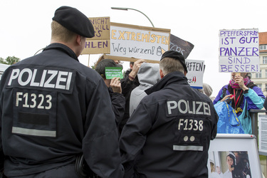 Polizei-Demonstration gegen das Pfefferspray-Verbot, Berlin