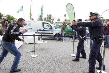 Polizei-Demonstration gegen das Pfefferspray-Verbot, Berlin