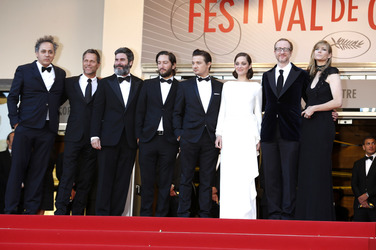 Darius Khondji, Gast, Anthony Katagas, Greg Shapiro, Jeremy Renner, Marion Cotillard, James Gray und Gattin Alexandra Dickson Gray
