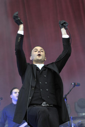 Theo Hutchcraft (Hurts)