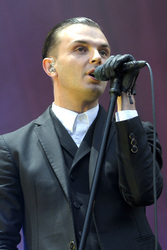 Theo Hutchcraft (Hurts)