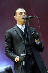 Theo Hutchcraft (Hurts)