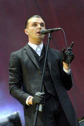 Theo Hutchcraft (Hurts)