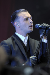Theo Hutchcraft (Hurts)