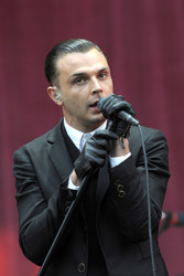 Theo Hutchcraft (Hurts)