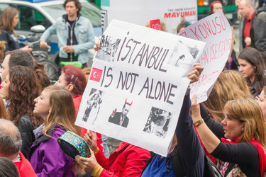 Solidaritäts-Demonstration für die Aufständischen in Istanbul