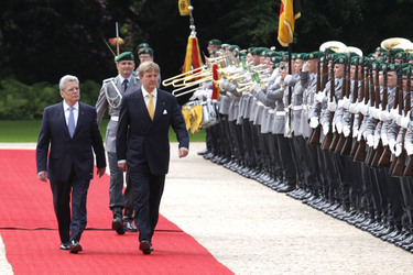 Ministerpräsident Gauck empfängt das niederländische Königspaar, Berlin