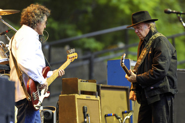 Neil Young & Crazy Horse Konzert, Berlin