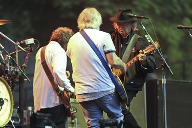 Neil Young & Crazy Horse Konzert, Berlin