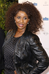 Weltpremiere der Fashion Show von Glammy Lady, Köln