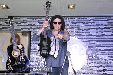 Gene Simmons im Hard Rock Cafe, Berlin