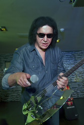 Gene Simmons im Hard Rock Cafe, Berlin