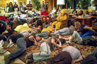 Polizei räumt das Protestlager am Taksim-Platz in Istanbul, Türkei