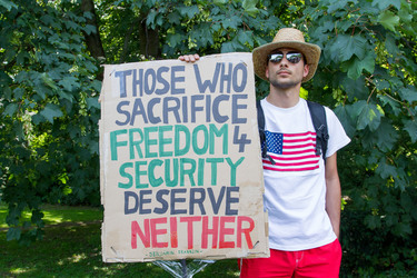 Anti Obama Demonstration, Berlin