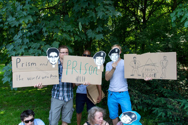Anti Obama Demonstration, Berlin