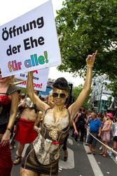 35. Christopher Street Day, Berlin