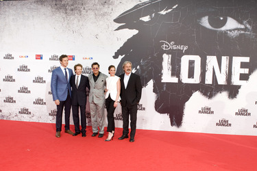 Armie Hammer, Jerry Bruckheimer, Johnny Depp, Ruth Wilson, Gore Verbinski