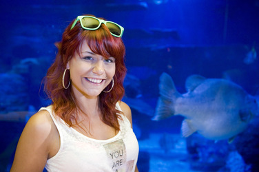 Lisa Wohlgemuth bei der Sea Life Aktion 'Unter Wasser unterm Hammer', Berlin