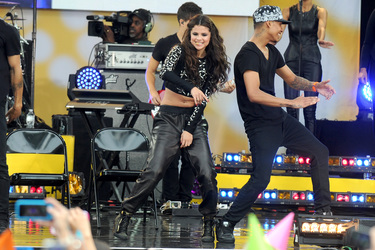 Selena Gomez live bei 'Good Morning America'