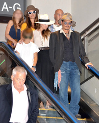 Johnny Depp verlässt Japan