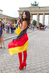 Micaela Schäfer Photocall zur Bundestagswahl, Berlin